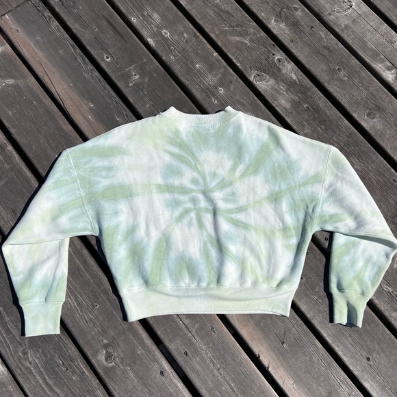 Aritzia Green Tie-Dye Sweatshirt - Picture 7 of 9